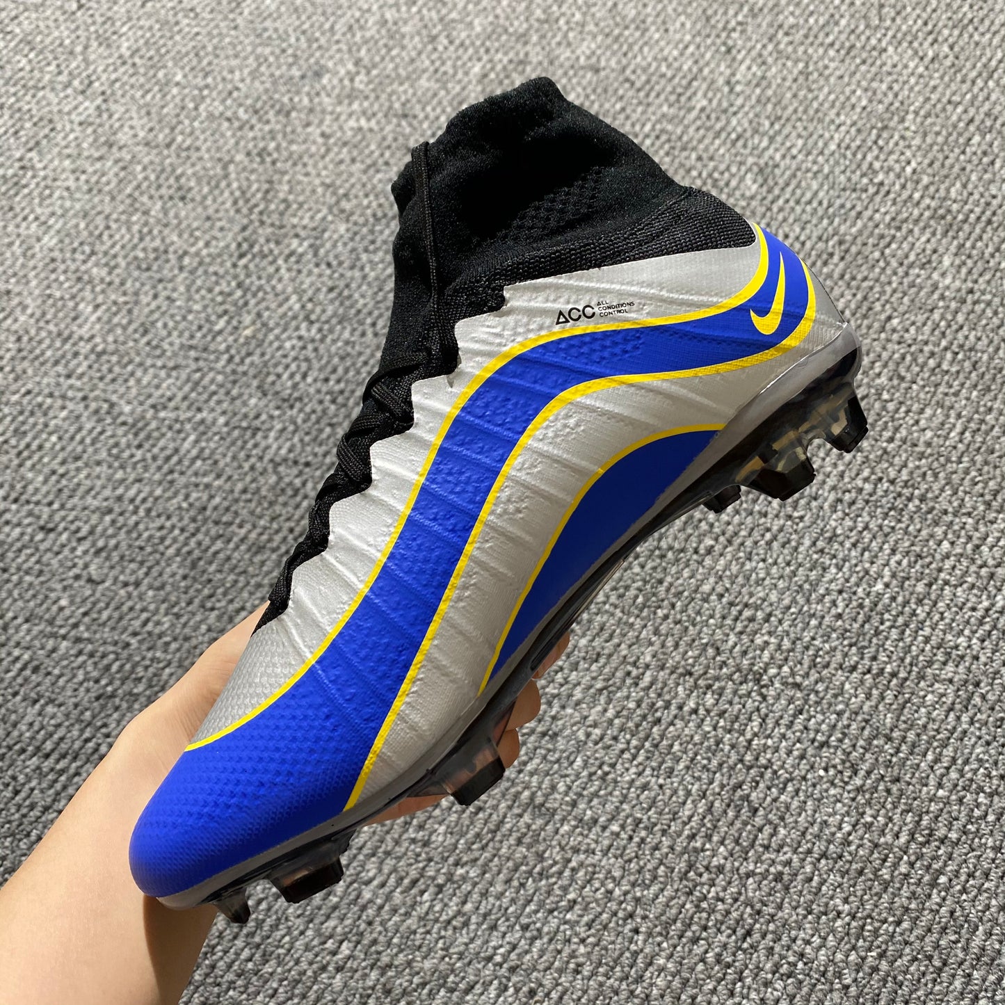 SUPERFLY 4
