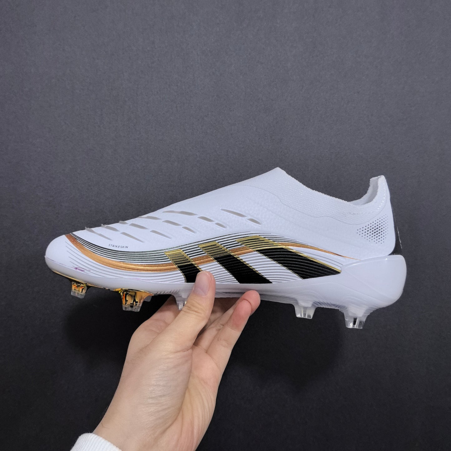 ELITE 25 LACELESS