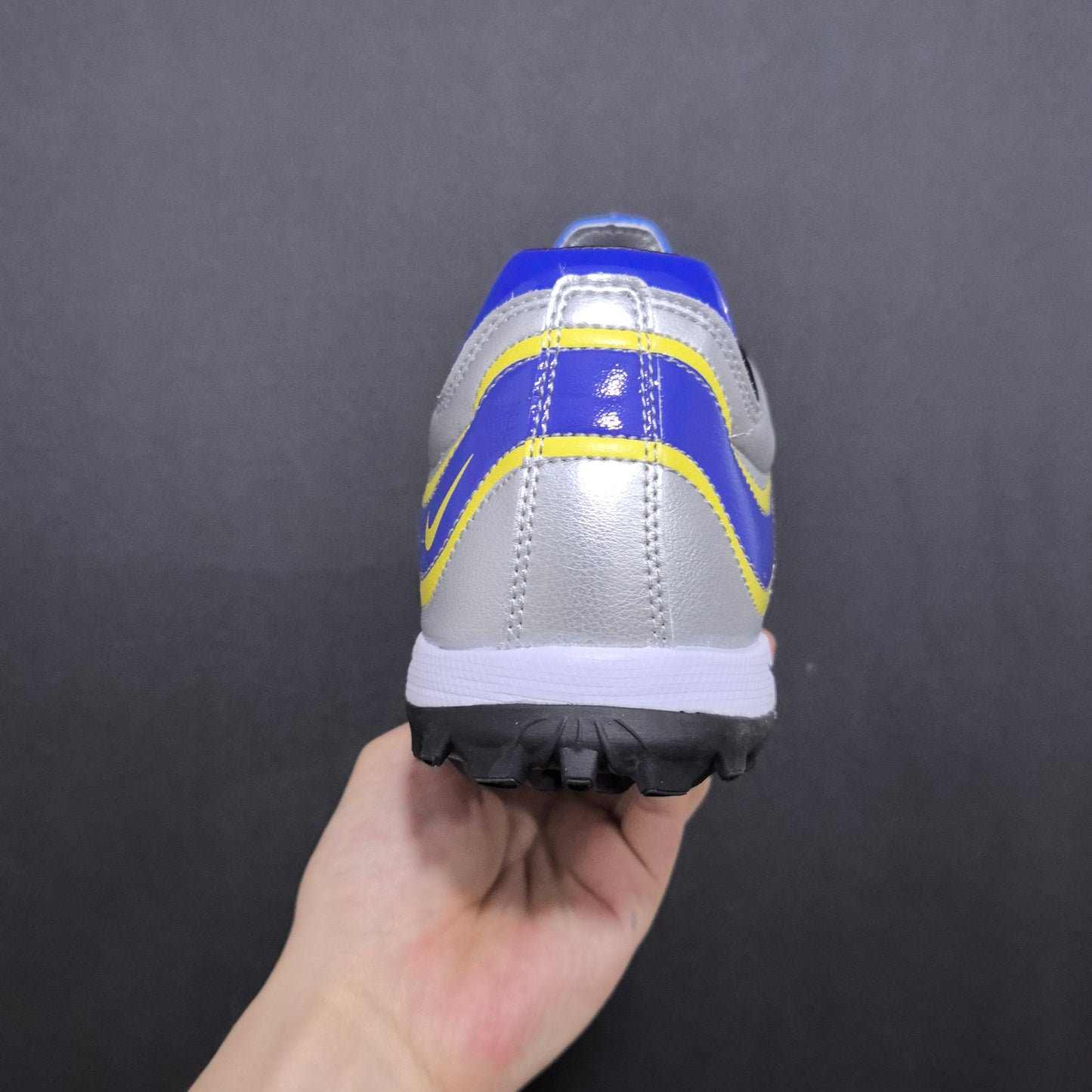 R9 MERCURIAL