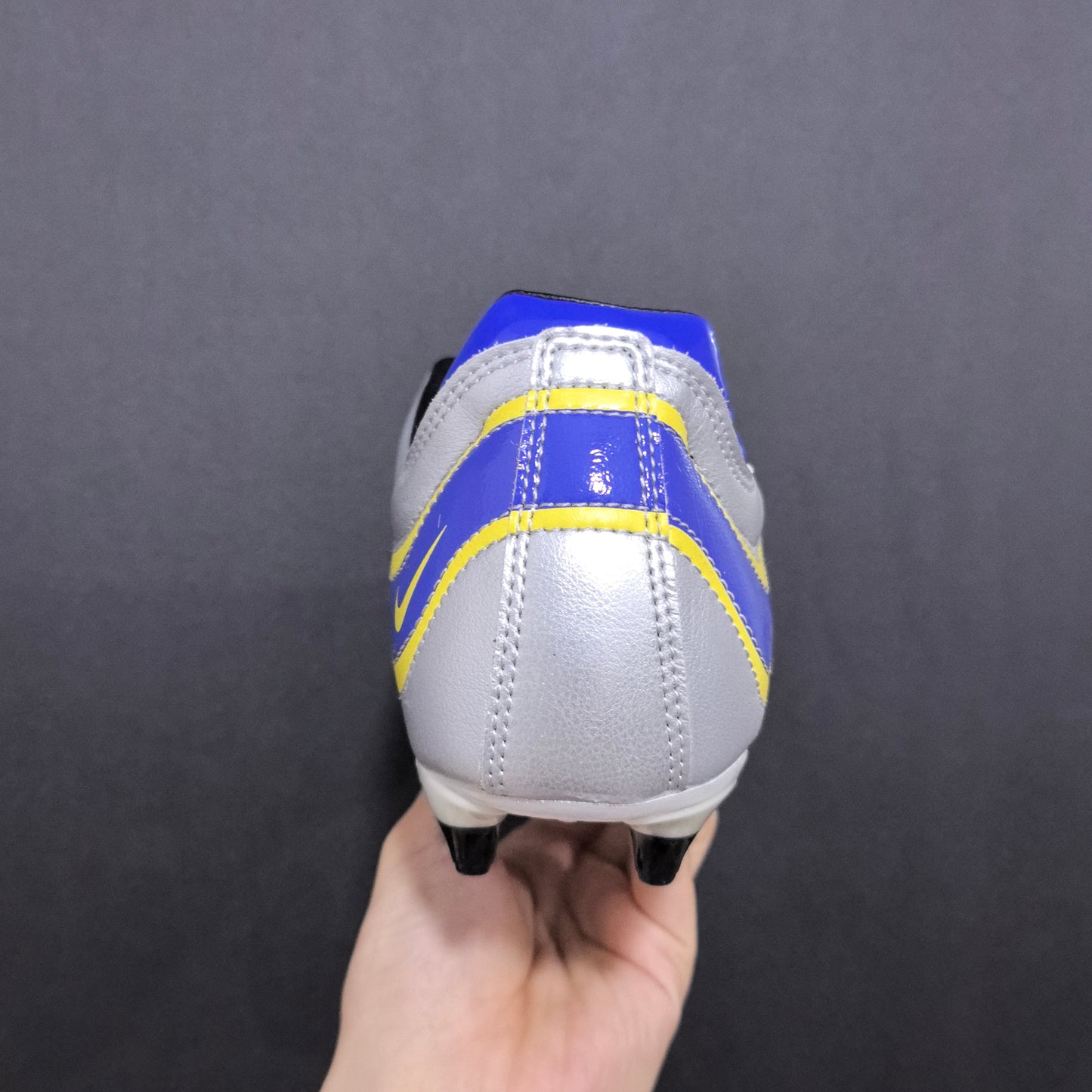 R9 MERCURIAL