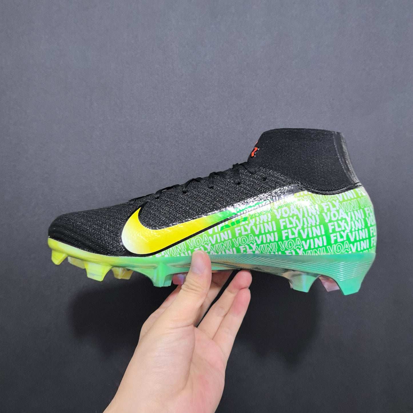SUPERFLY 16
