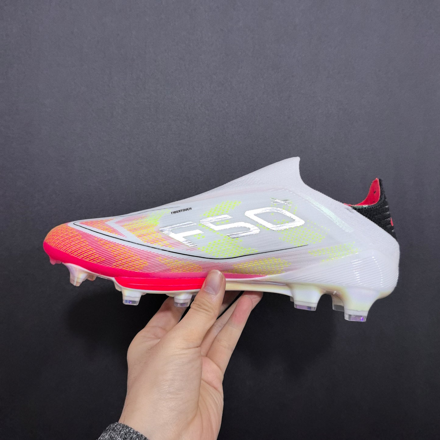 F50+ LACELESS