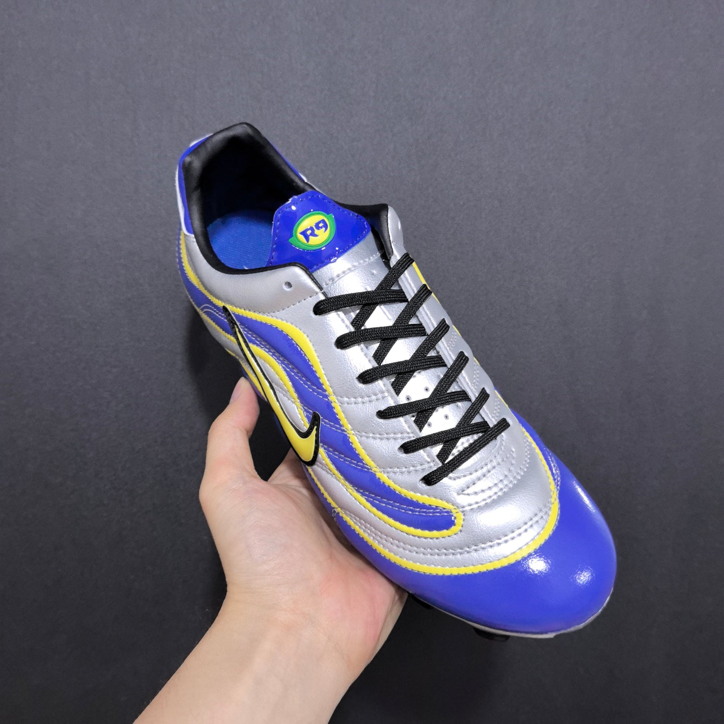 R9 MERCURIAL