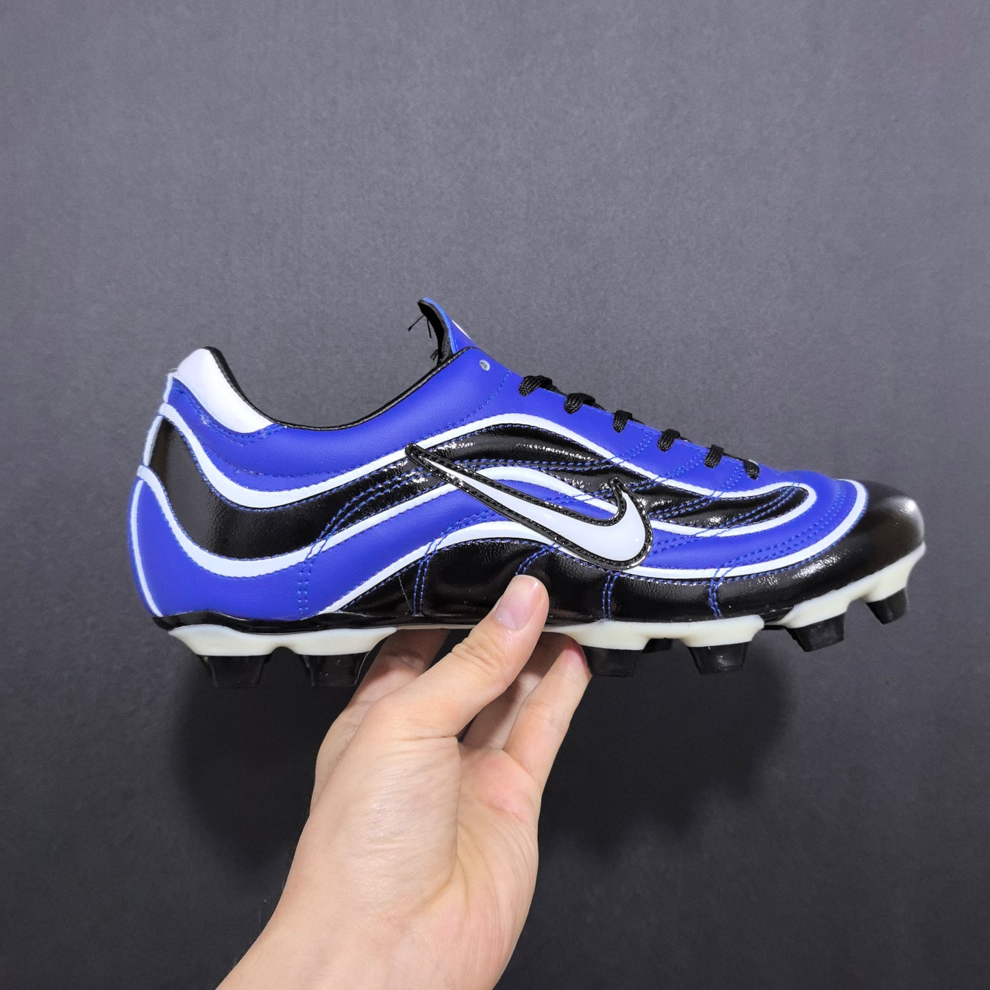 R9 MERCURIAL
