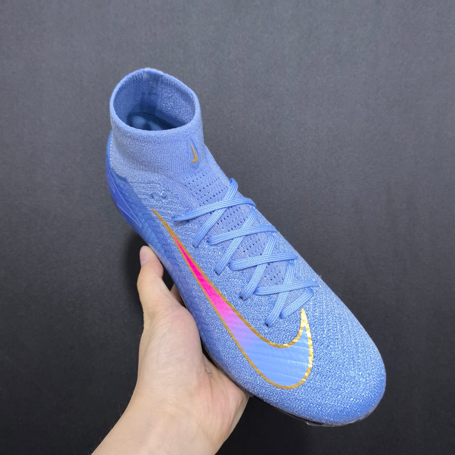 SUPERFLY 16