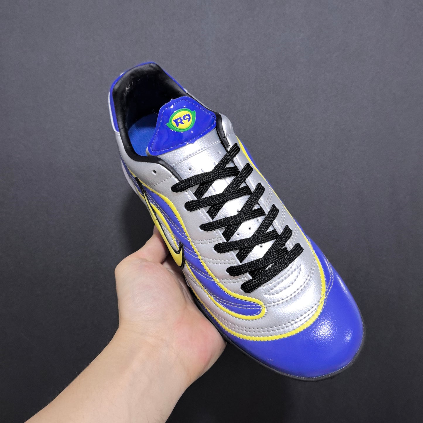 R9 MERCURIAL