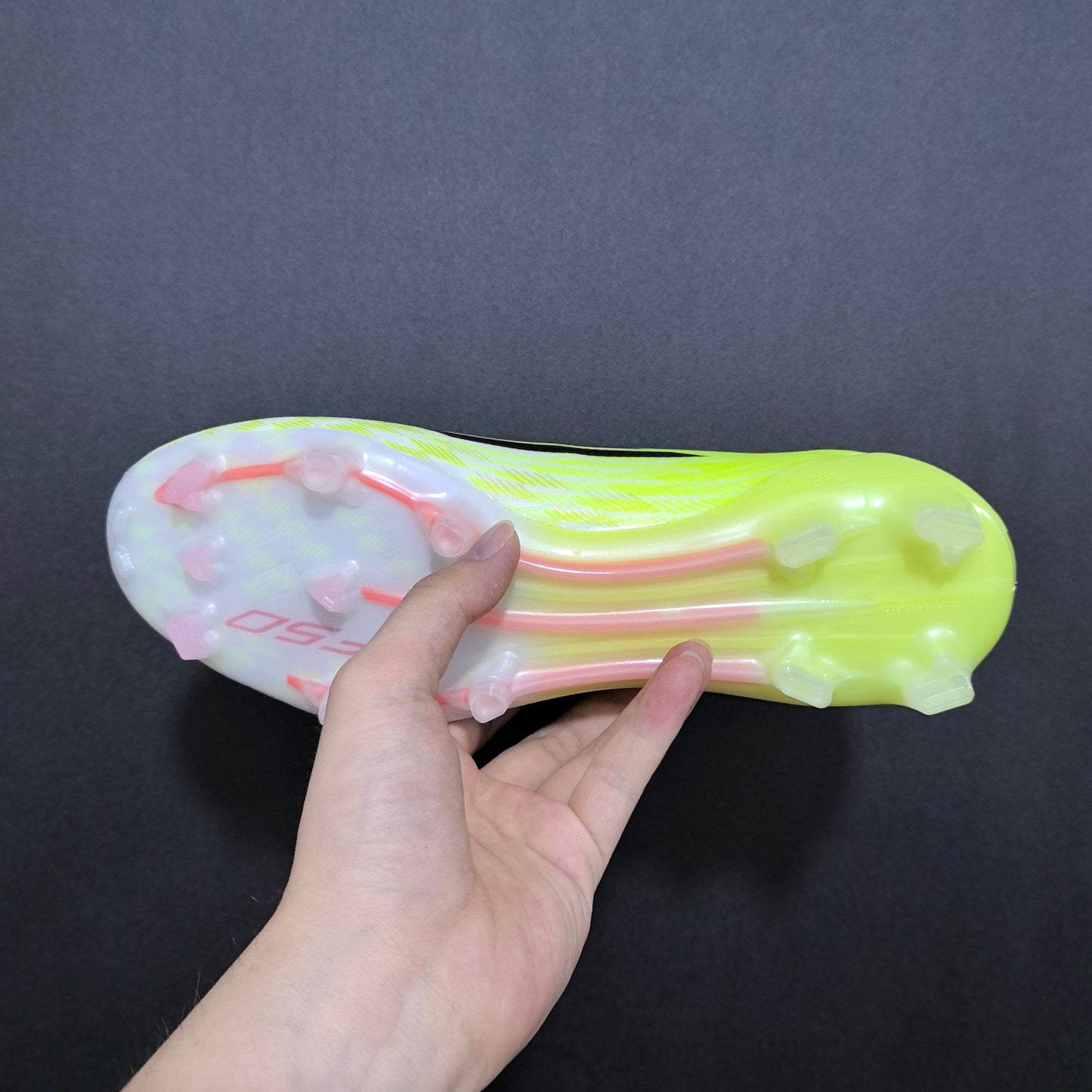 F50 LACELESS
