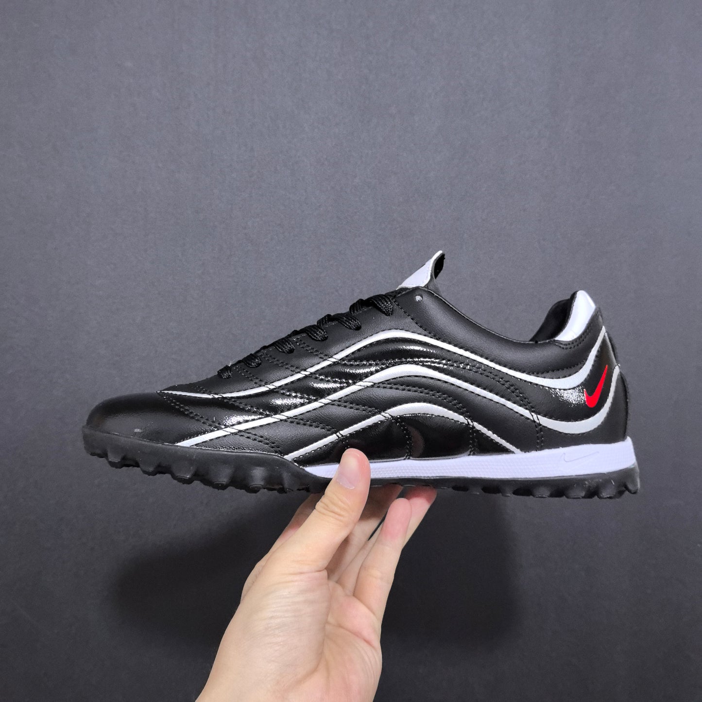 R9 MERCURIAL