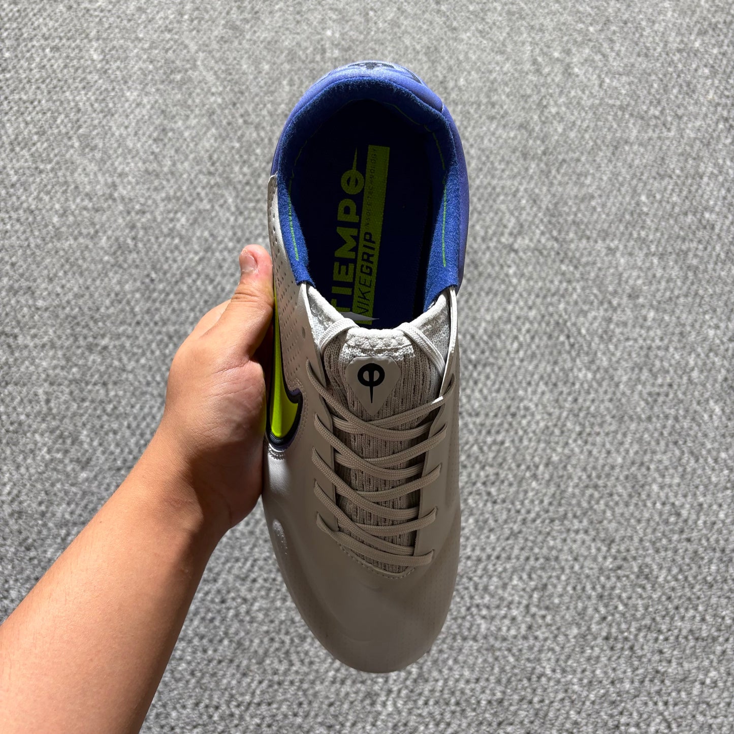 LEGEND 9