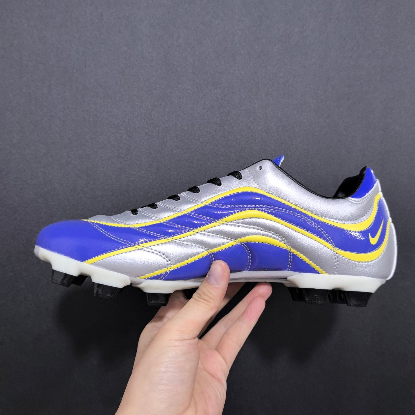 R9 MERCURIAL