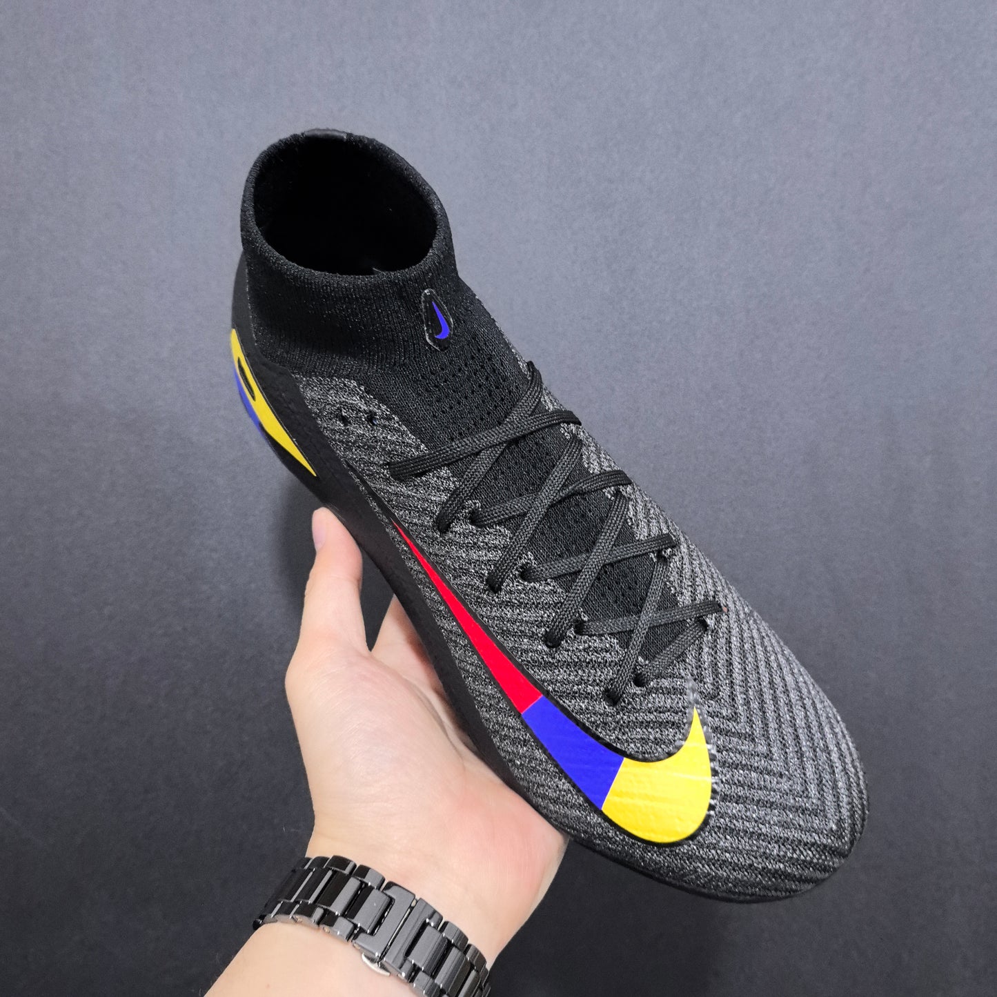 SUPERFLY 16