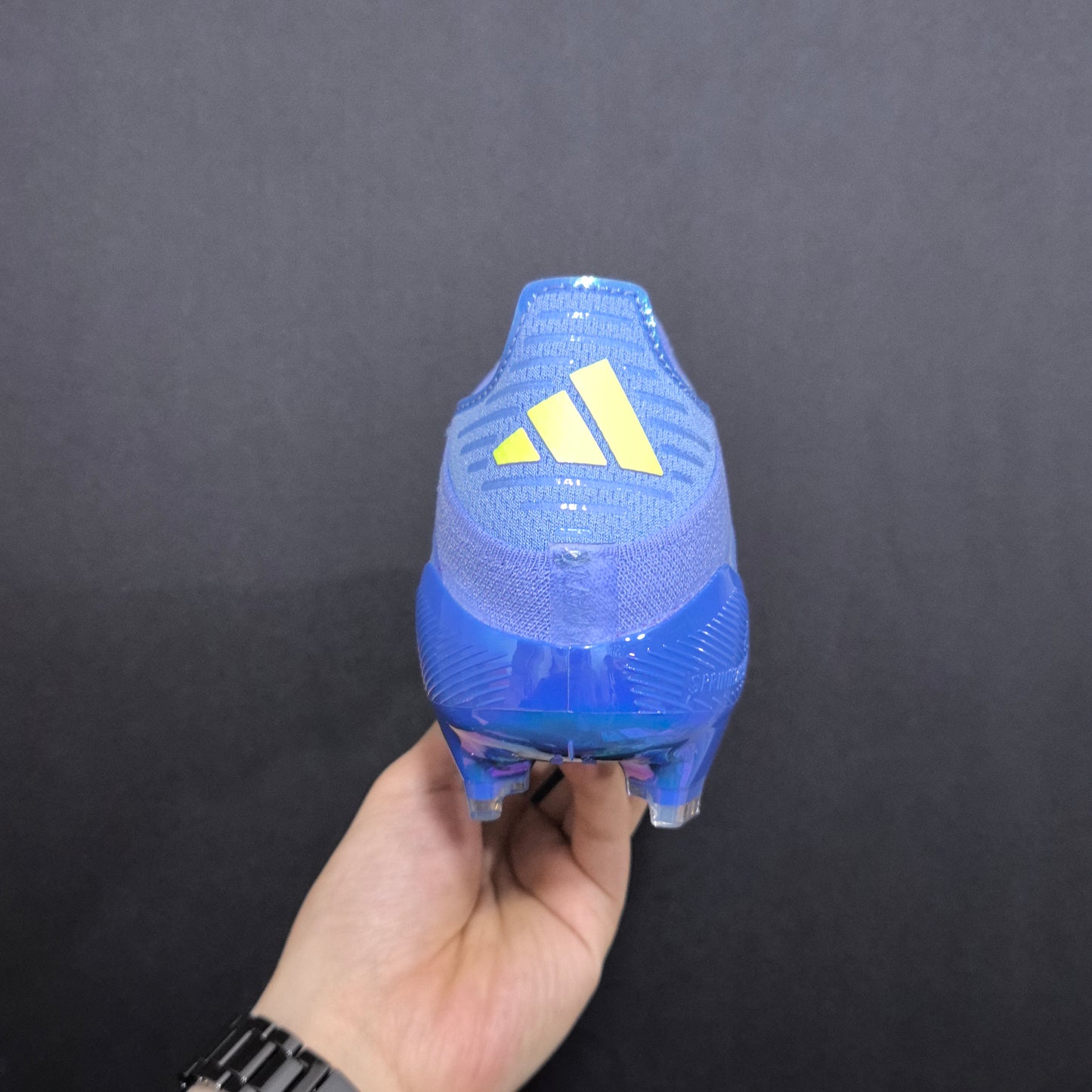 F50+ LACELESS