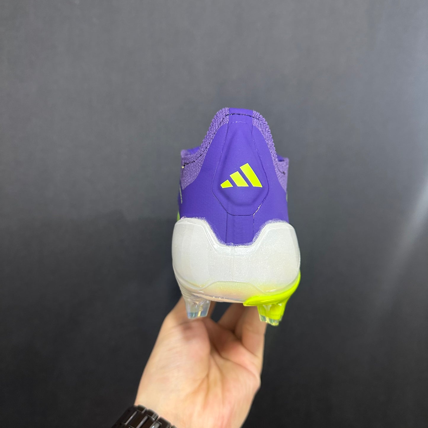 ELITE TONGUE 24