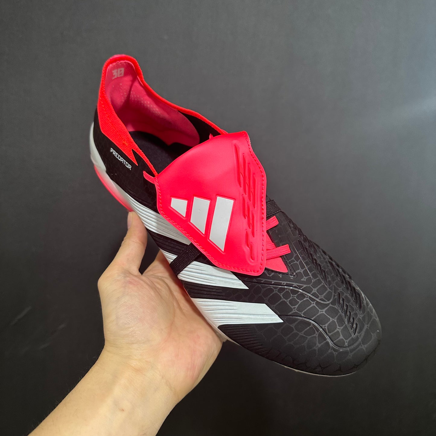 ELITE TONGUE 24