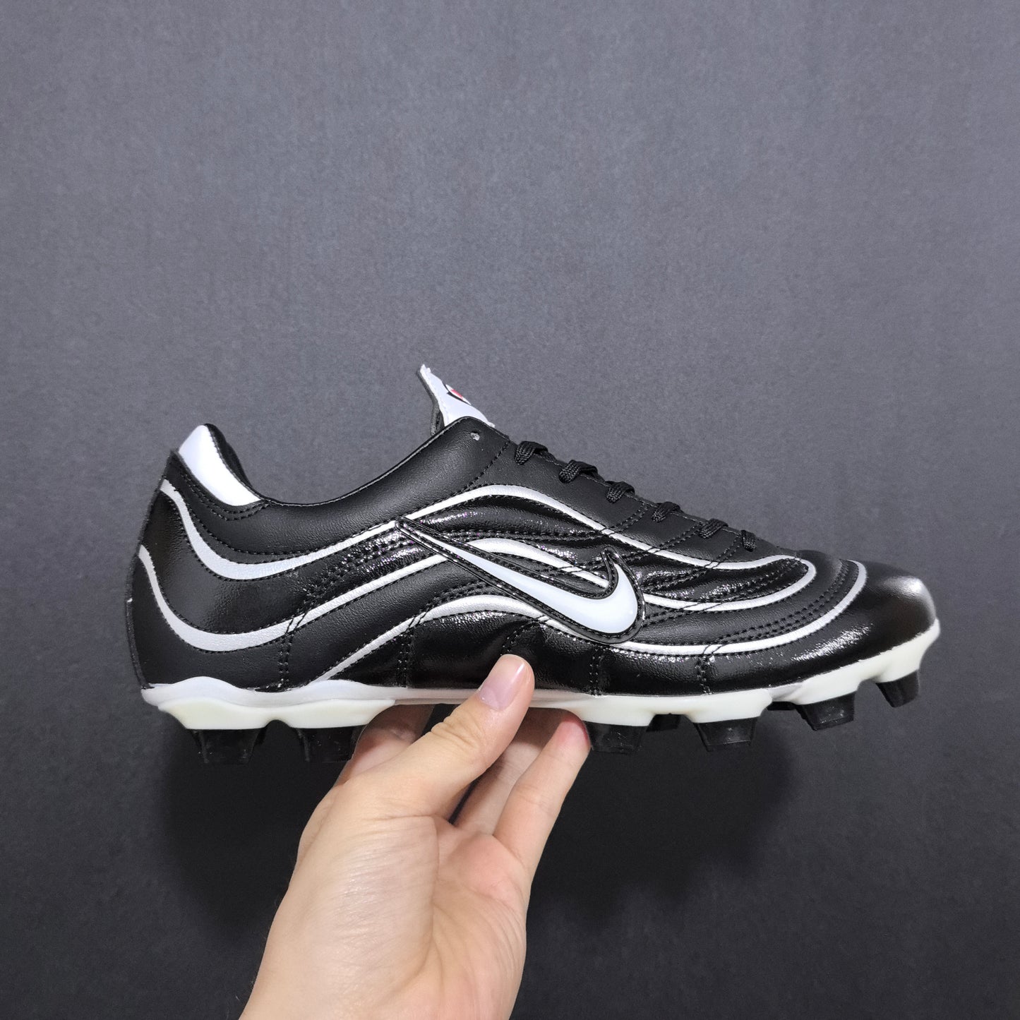 R9 MERCURIAL