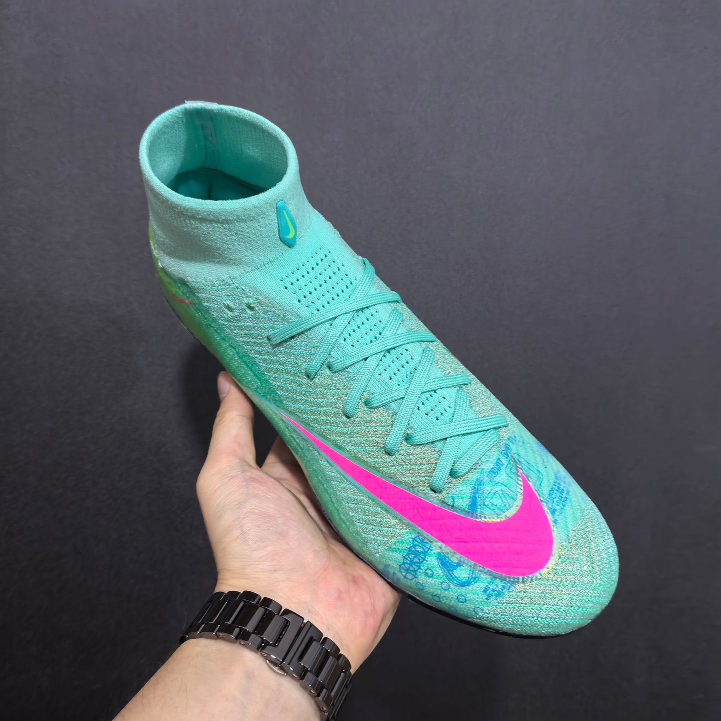 SUPERFLY 16