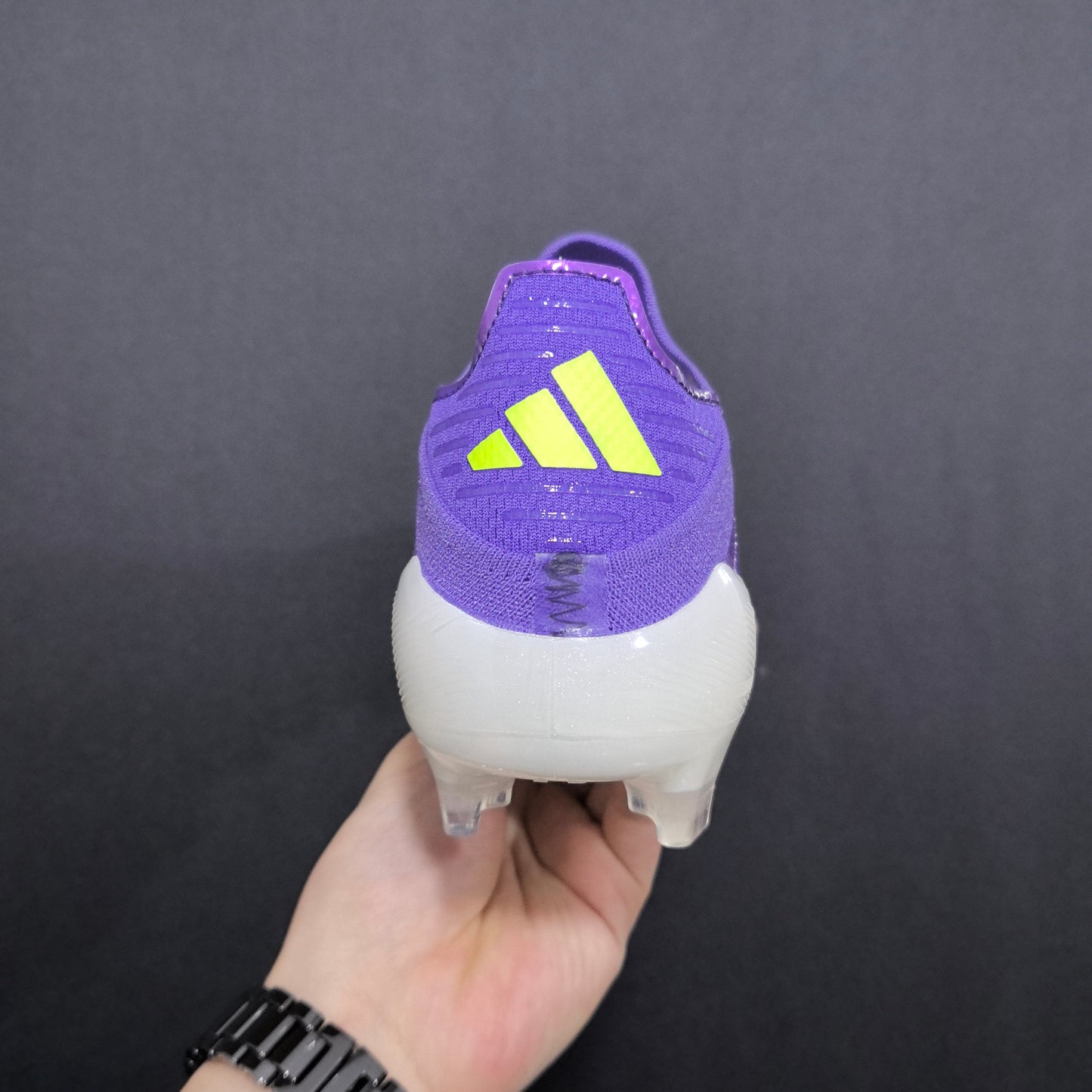 F50 LACELESS