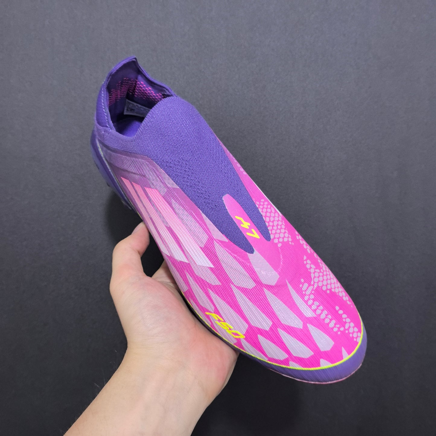 F50 LACELESS