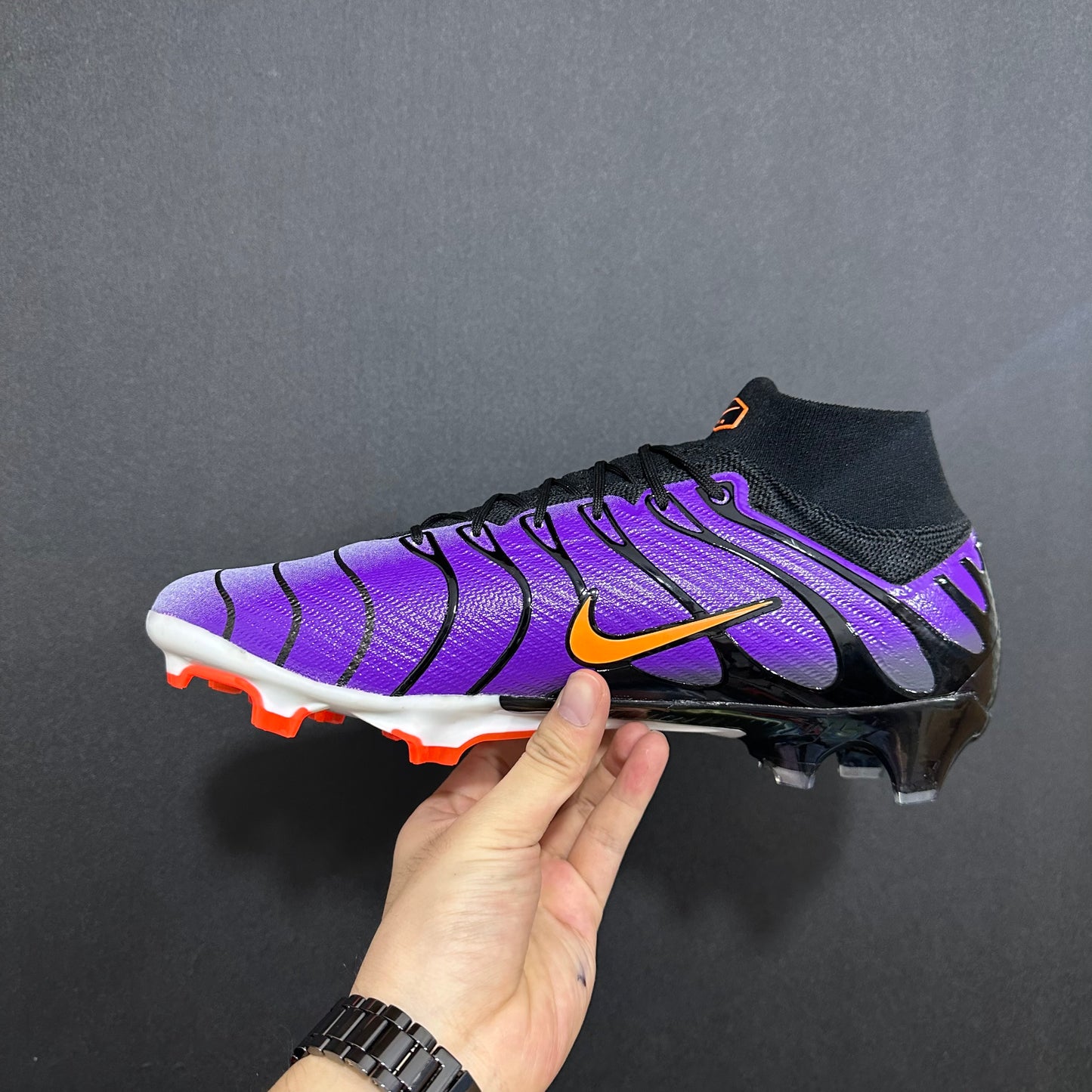 SUPERFLY 9