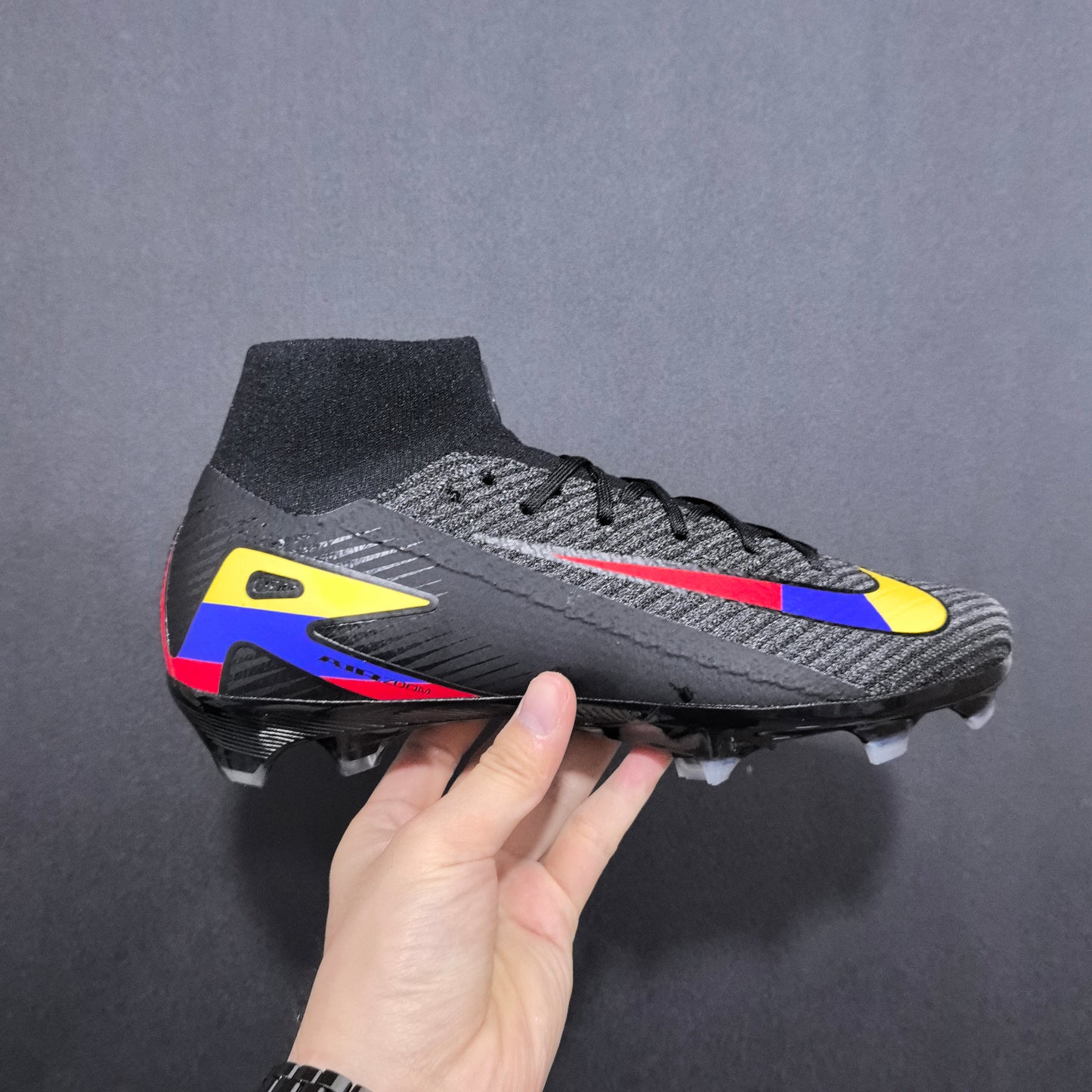 SUPERFLY 16