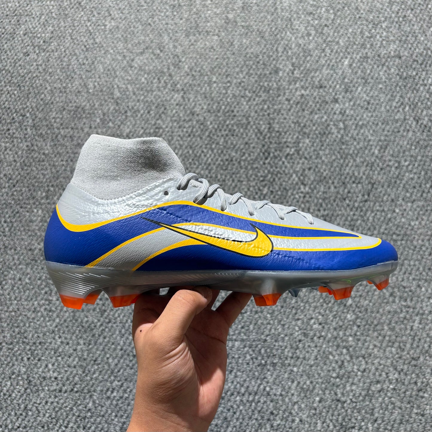 SUPERFLY 8