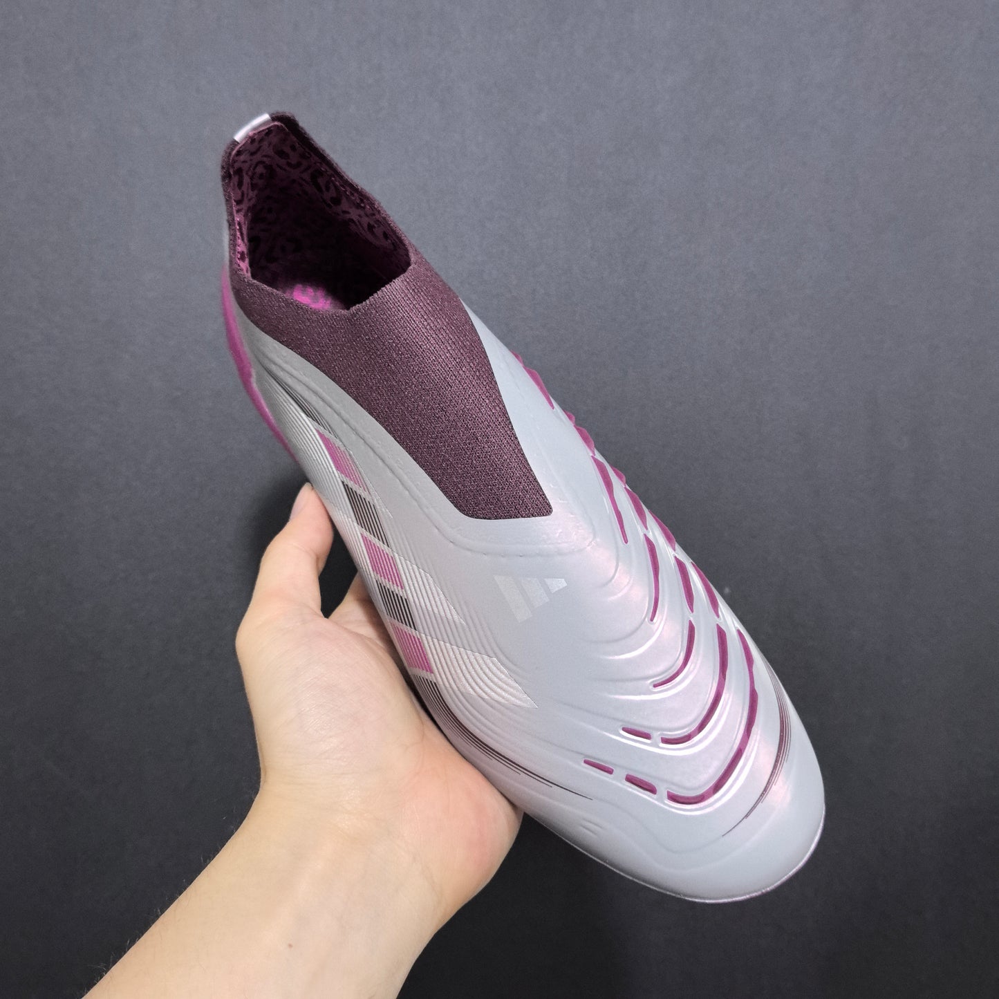 ELITE 25 LACELESS