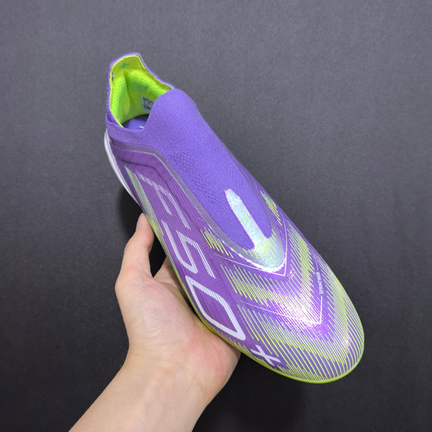 F50+ LACELESS