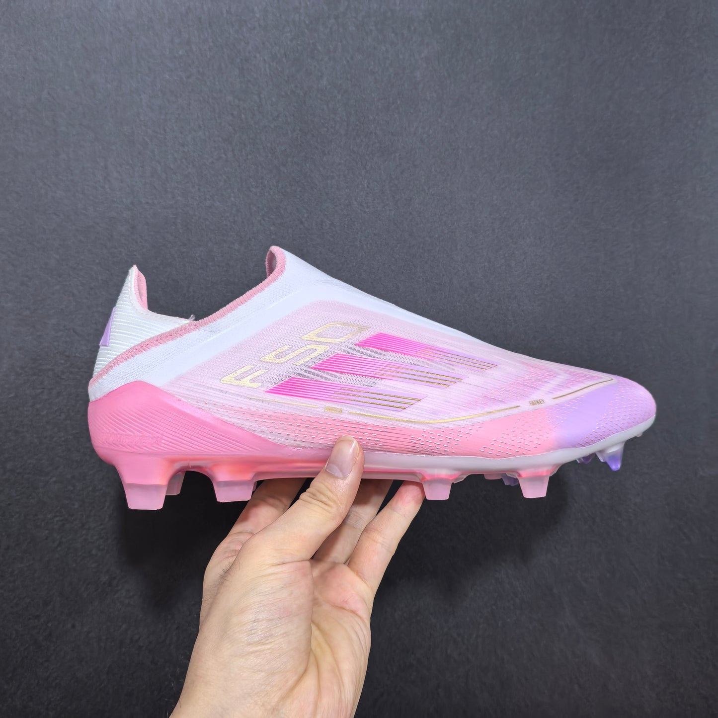 F50 LACELESS