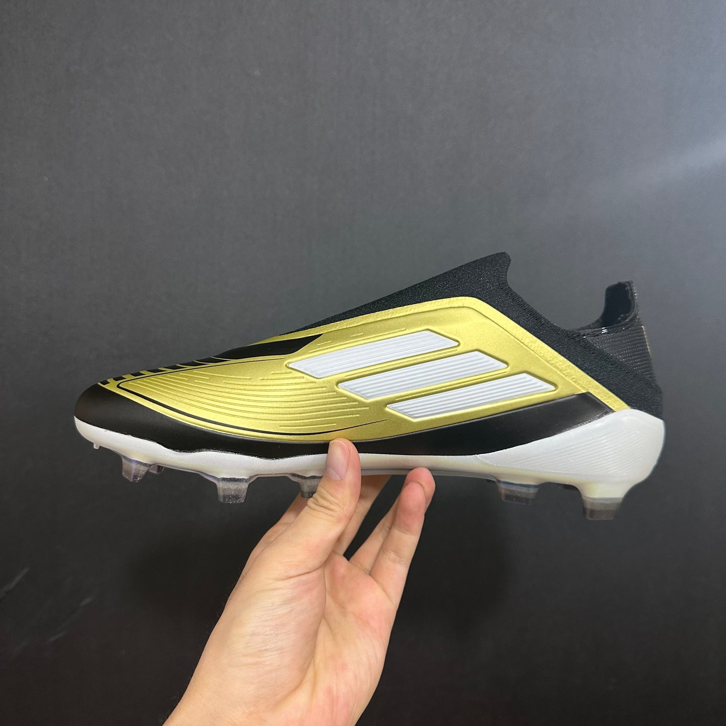 F50 LACELESS