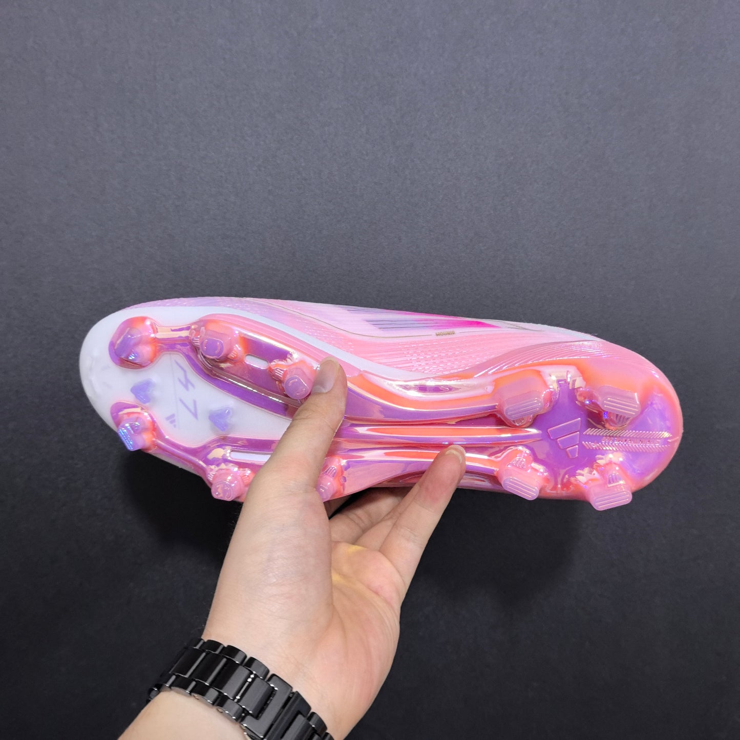 F50+ LACELESS