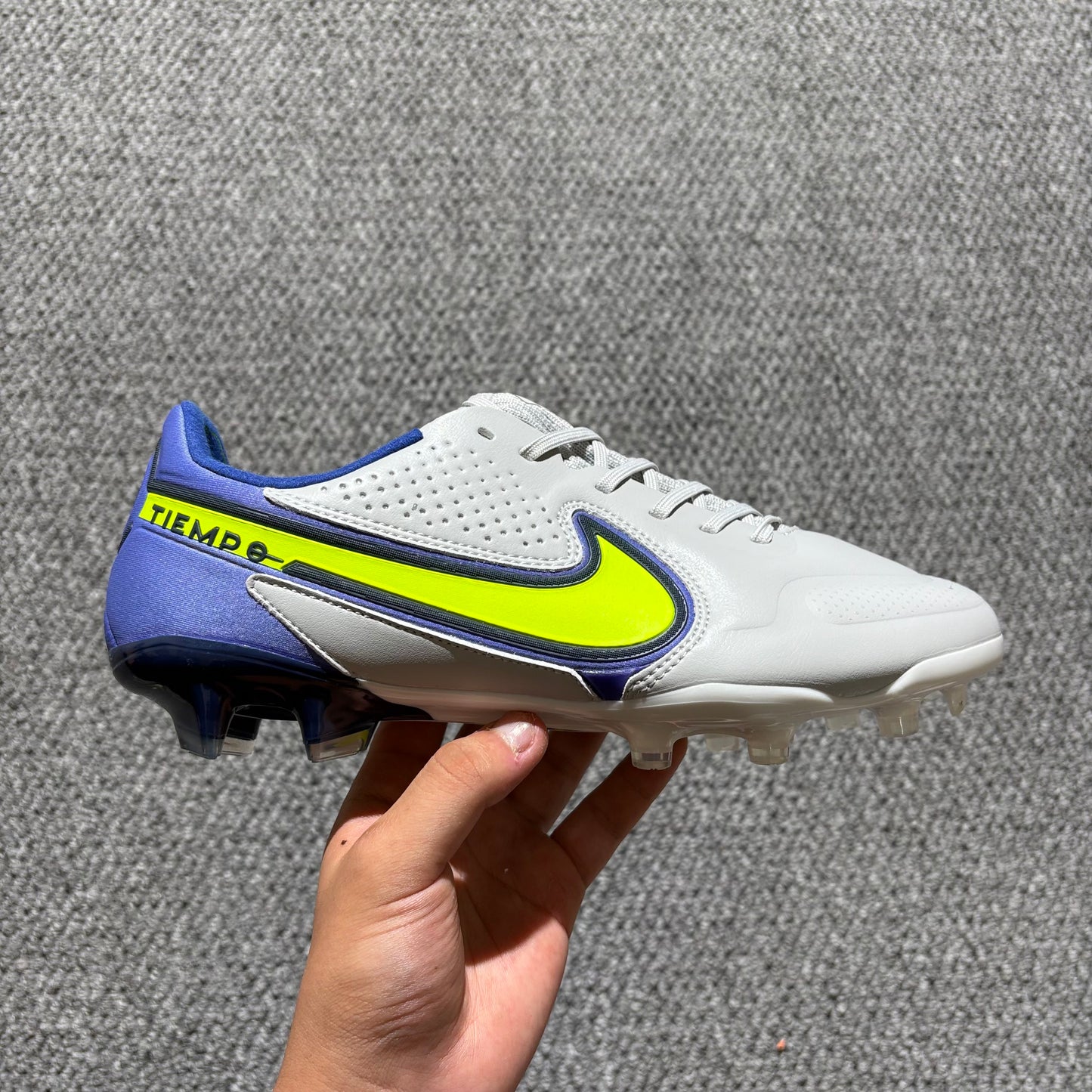 LEGEND 9