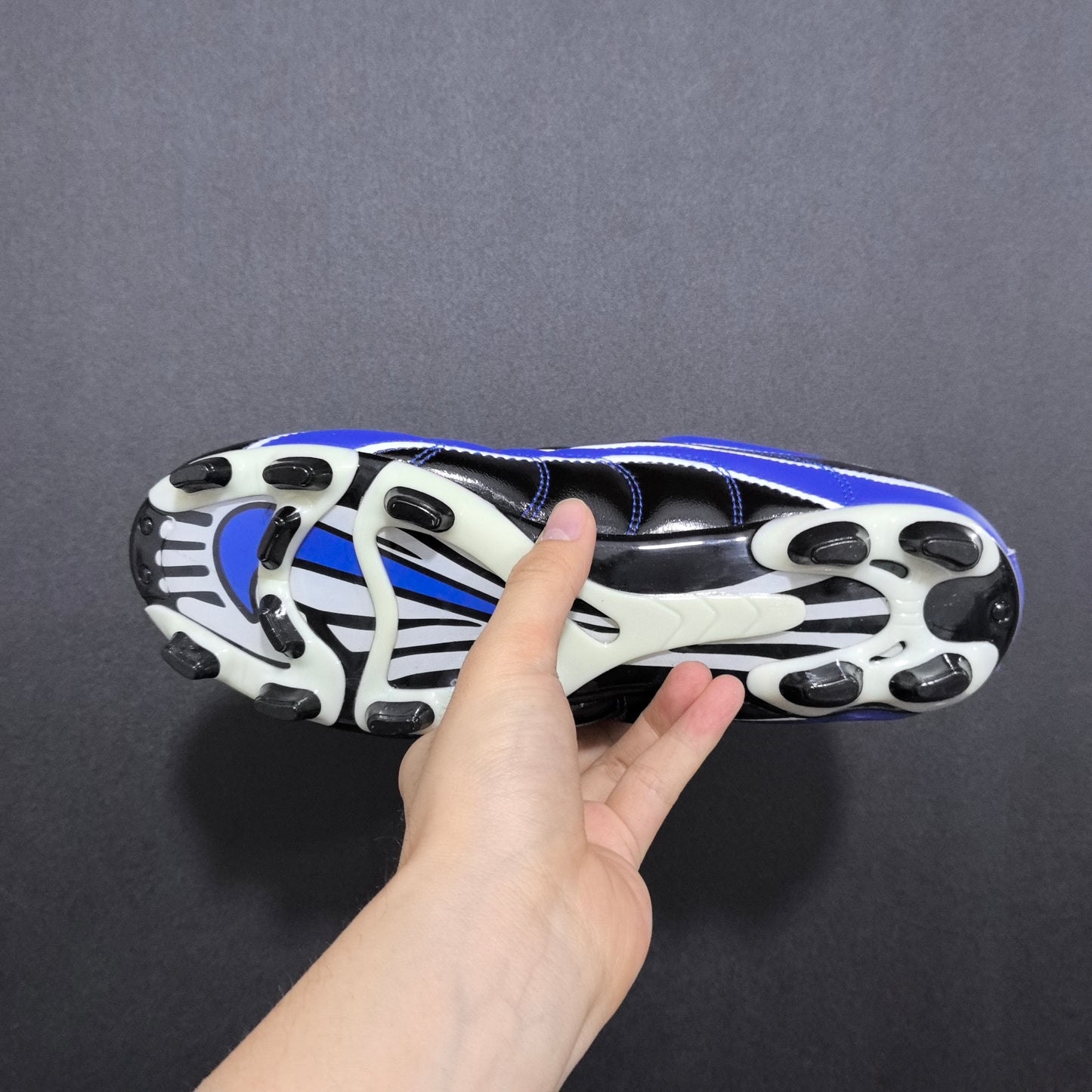R9 MERCURIAL