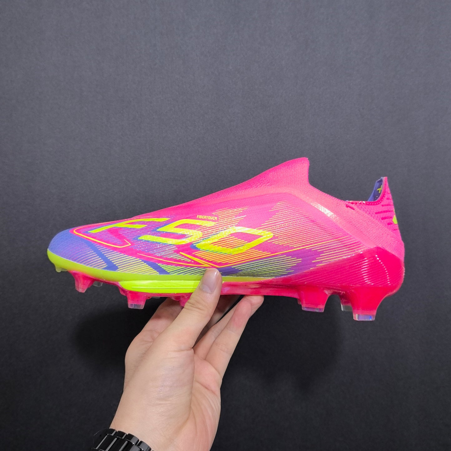 F50+ LACELESS