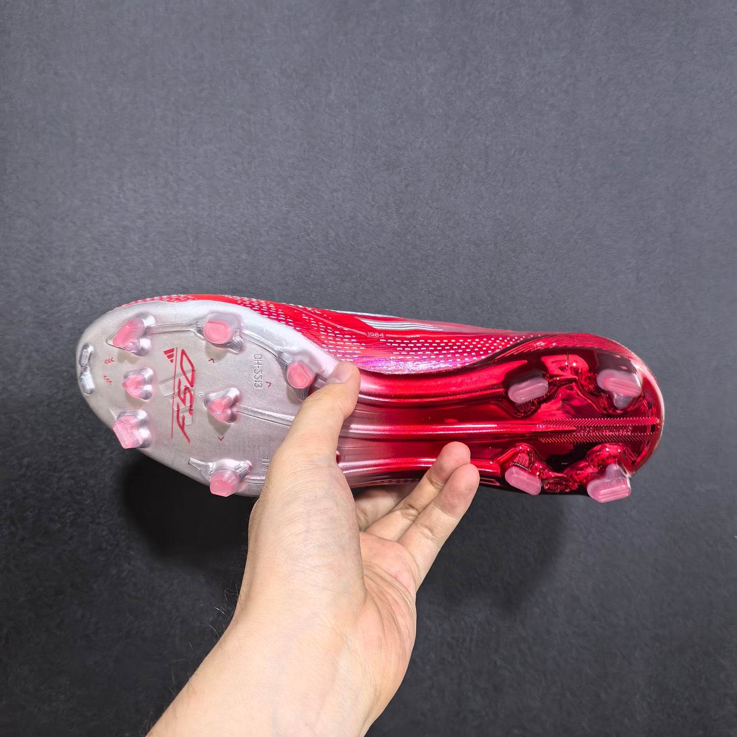 F50 LACELESS