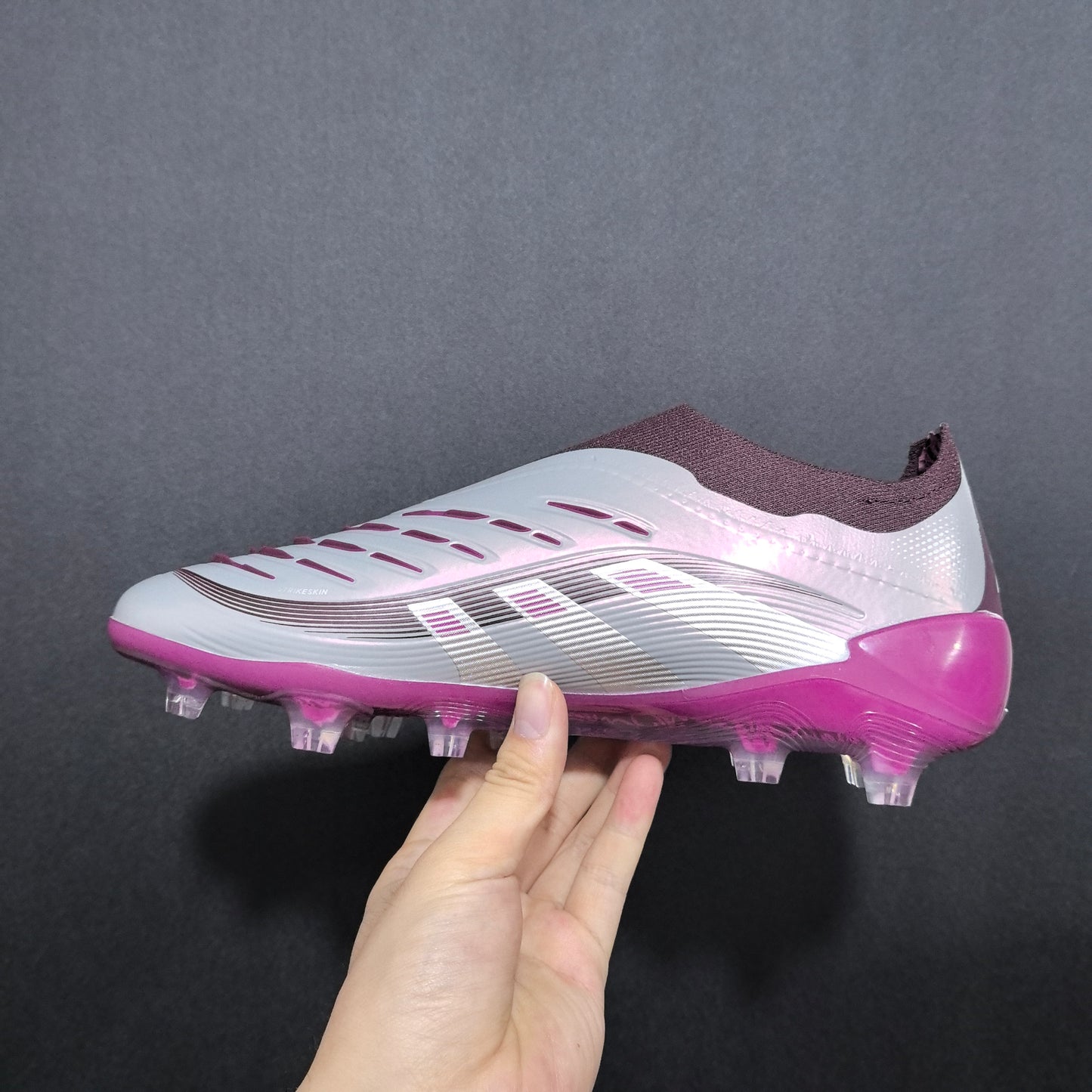ELITE 25 LACELESS