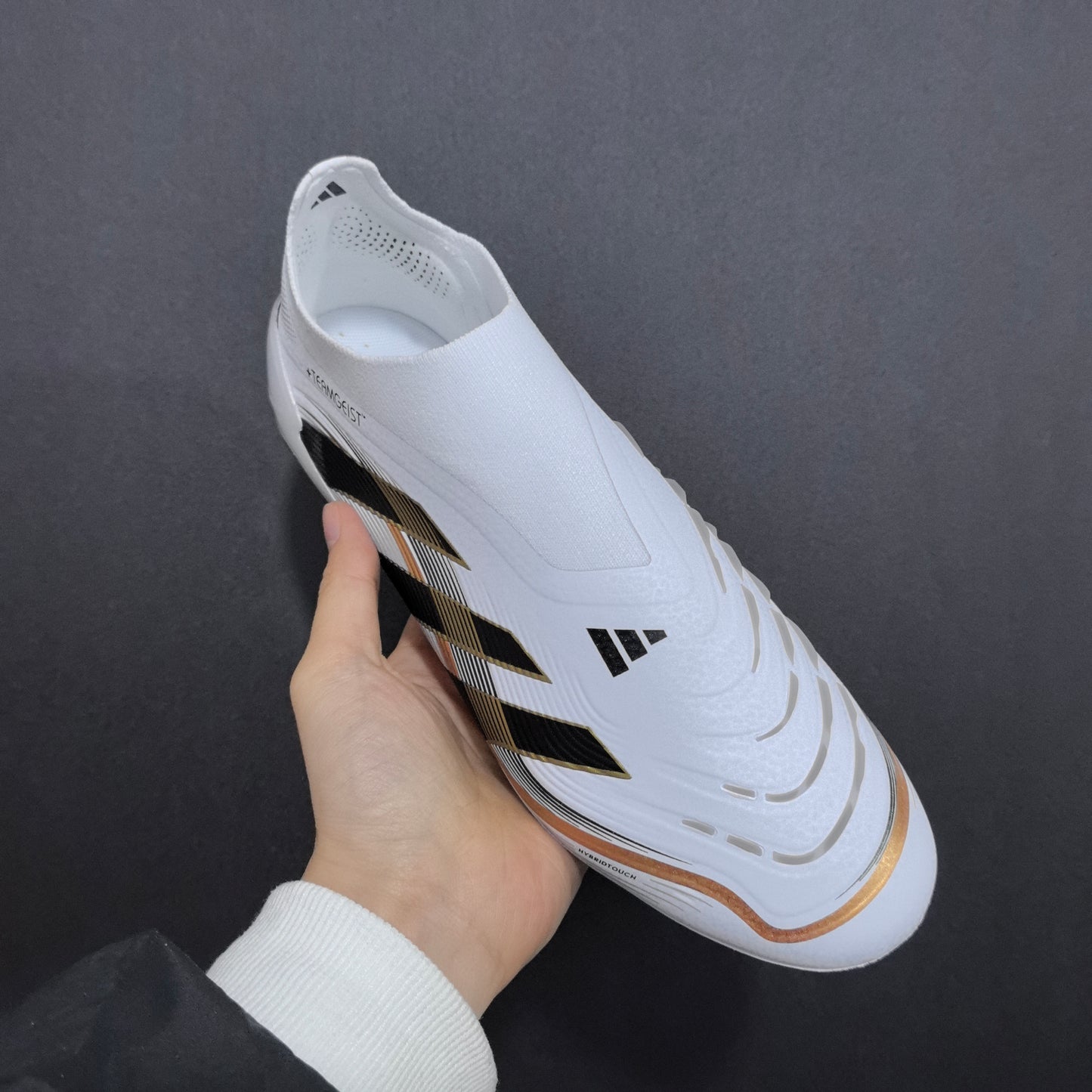 ELITE 25 LACELESS