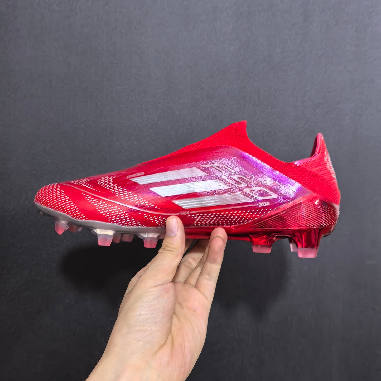 F50 LACELESS