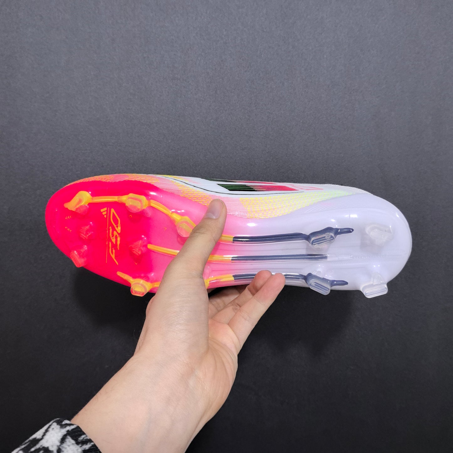 F50 LACELESS