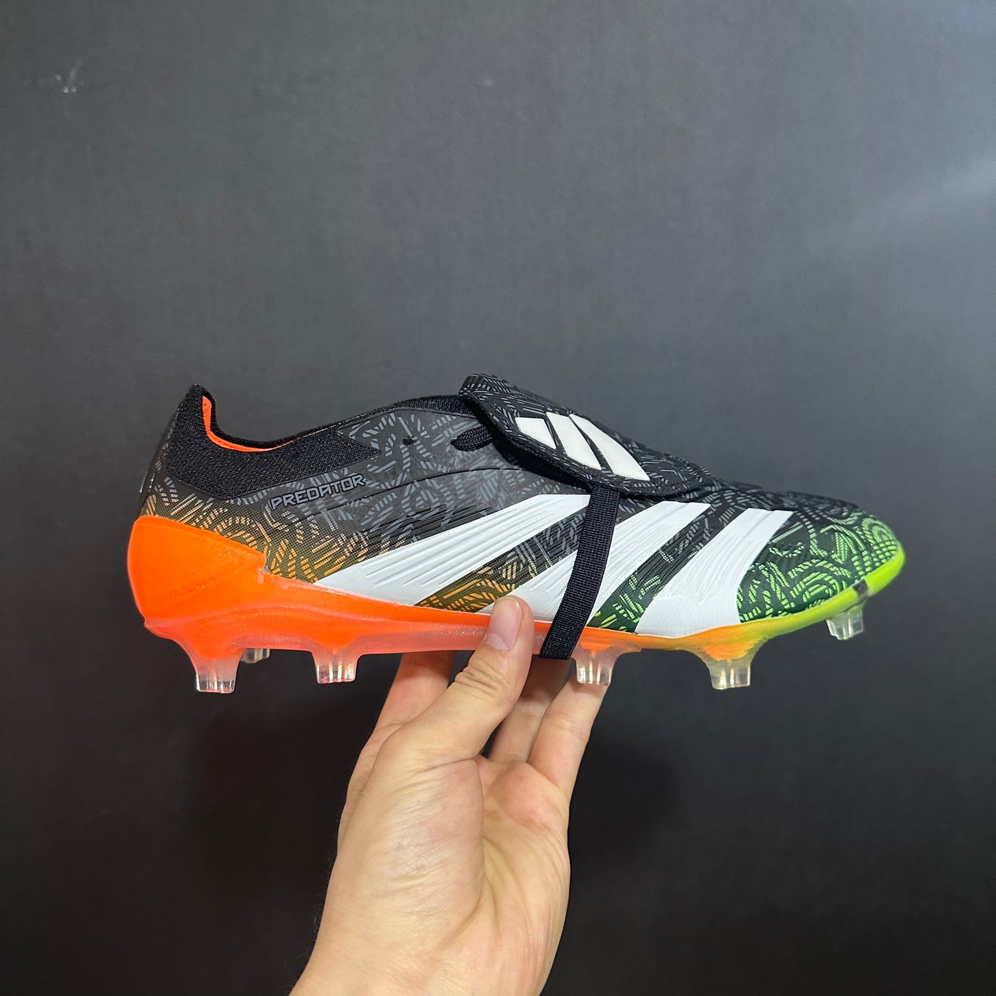 ELITE TONGUE 24
