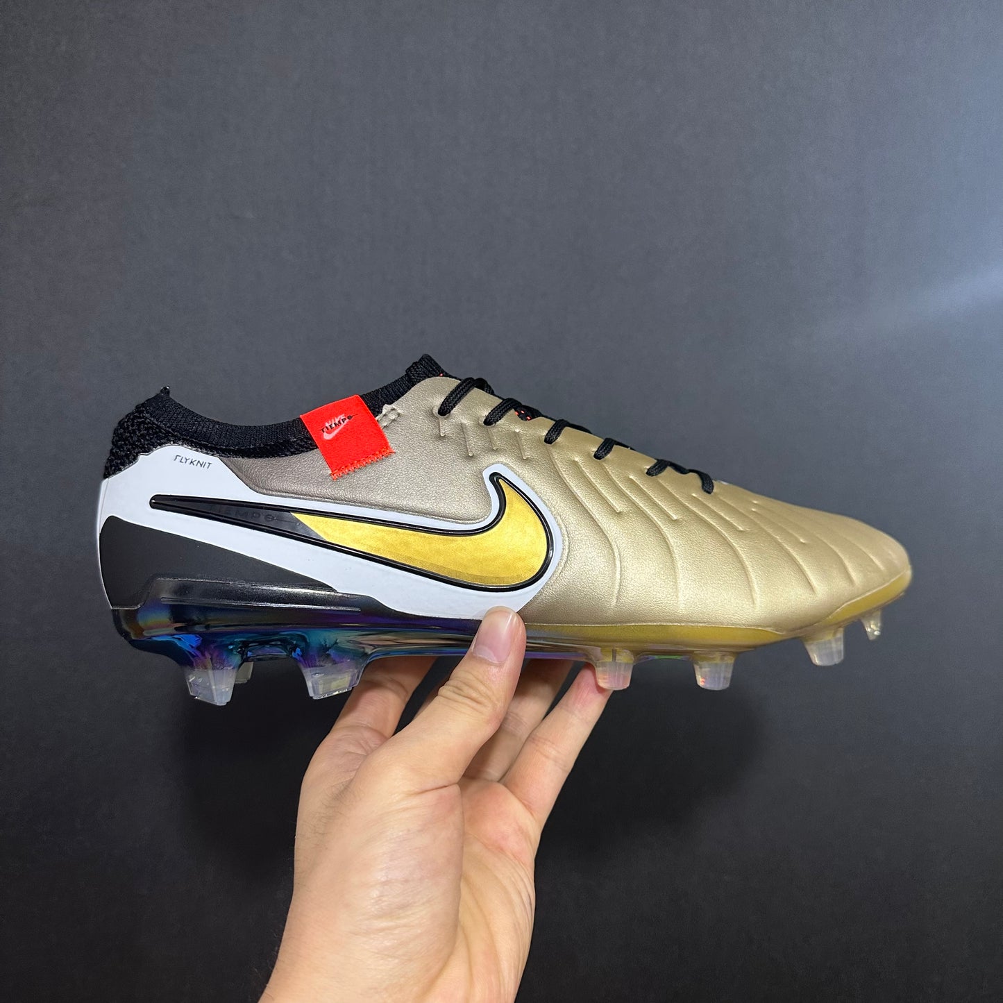 LEGEND 10 ELITE