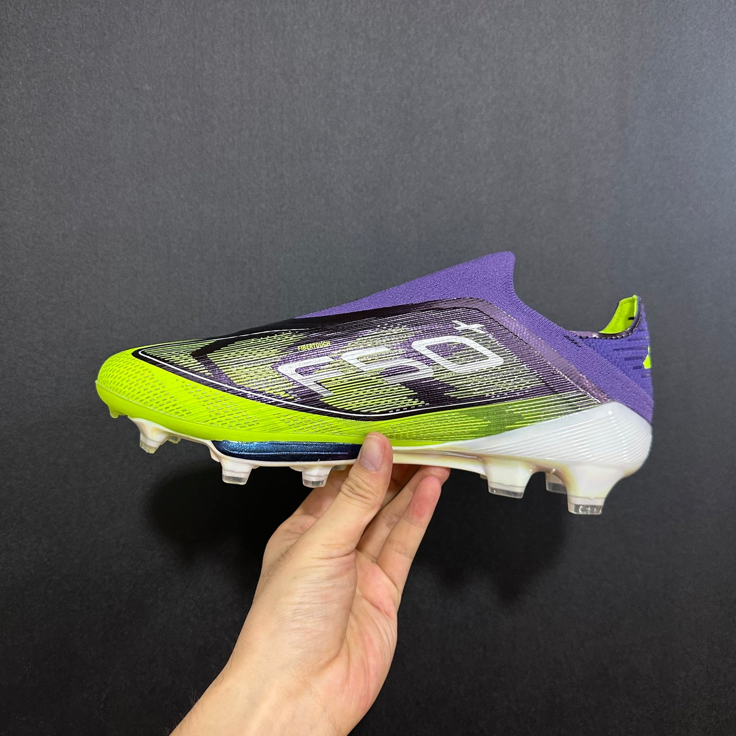 F50+ LACELESS