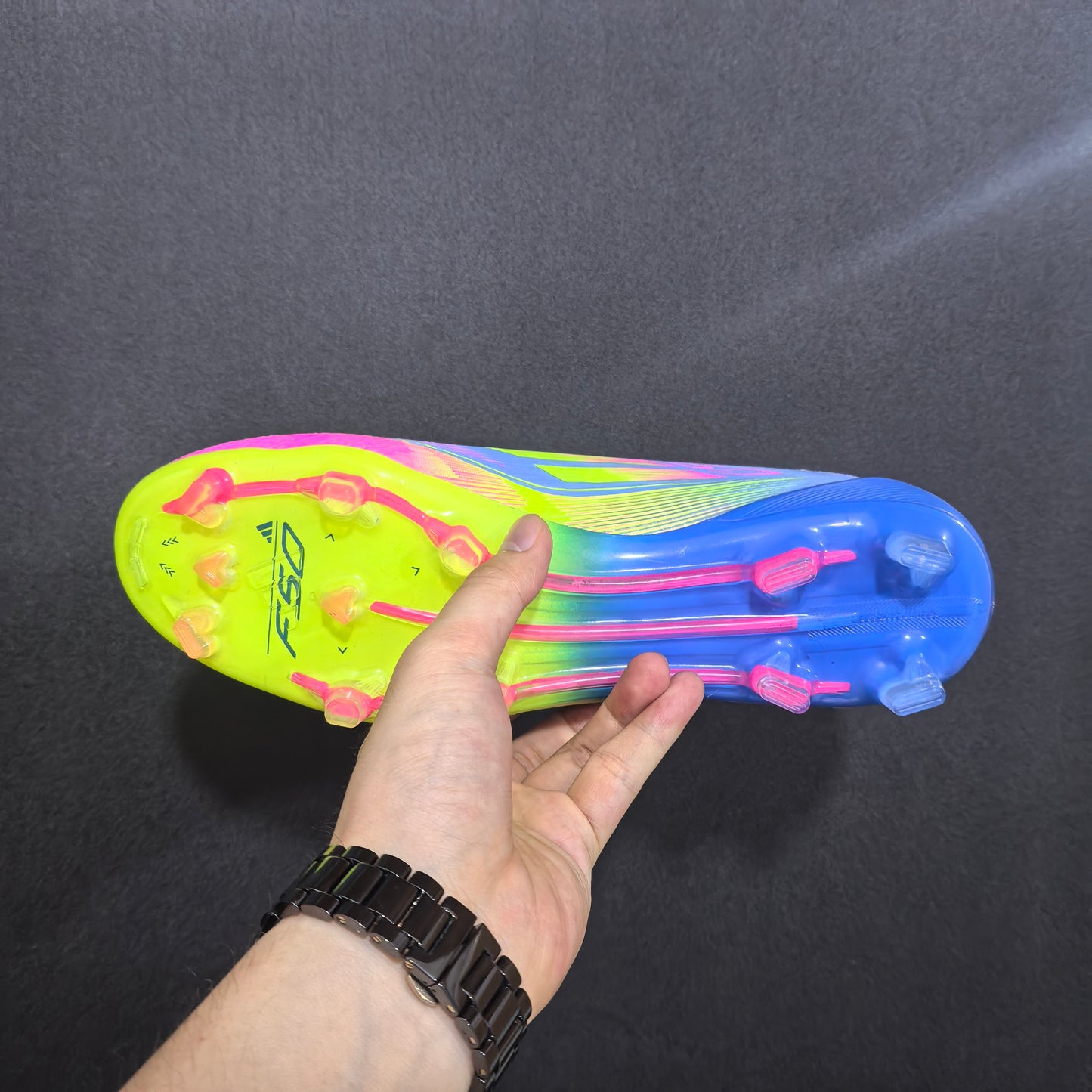 F50 LACELESS