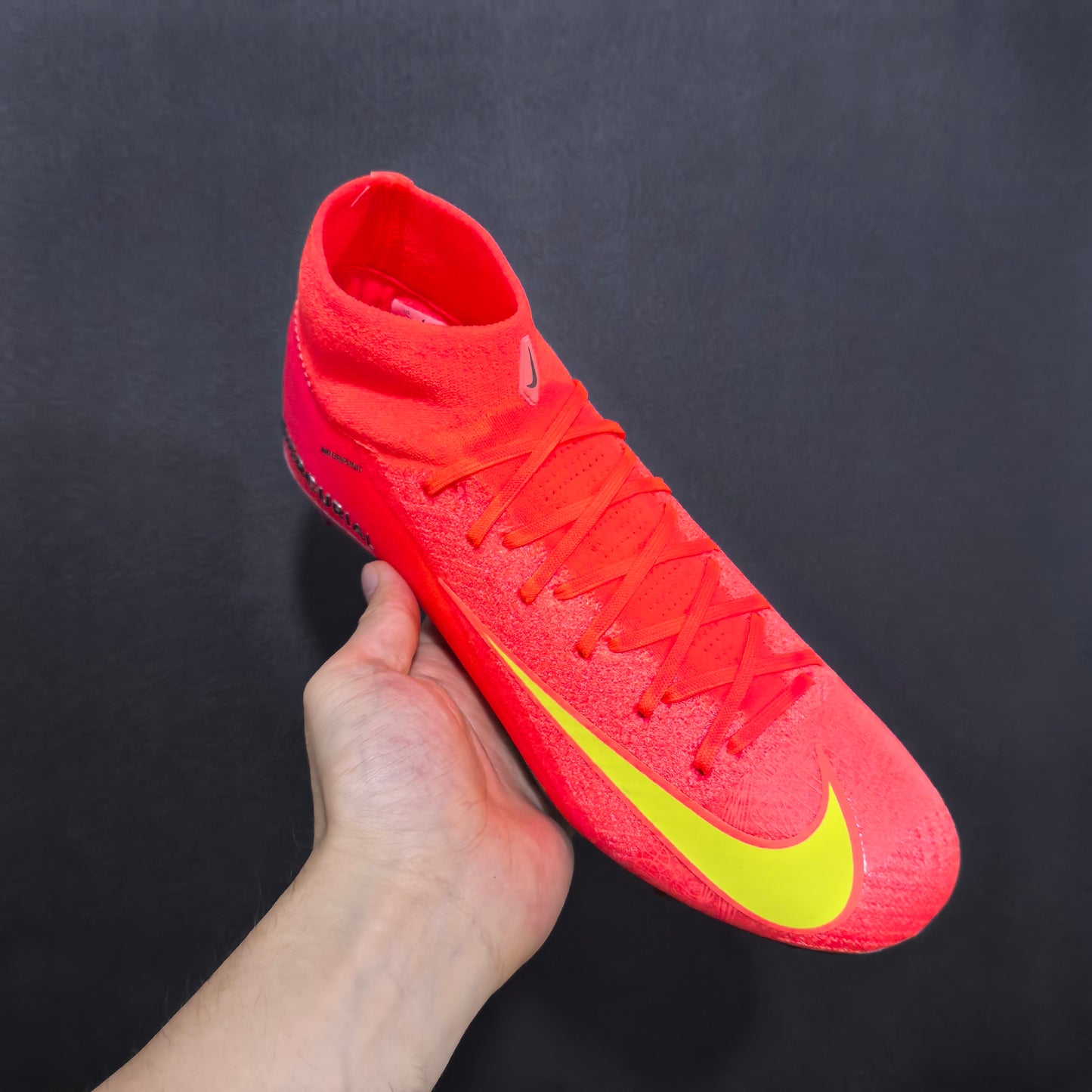 SUPERFLY 16