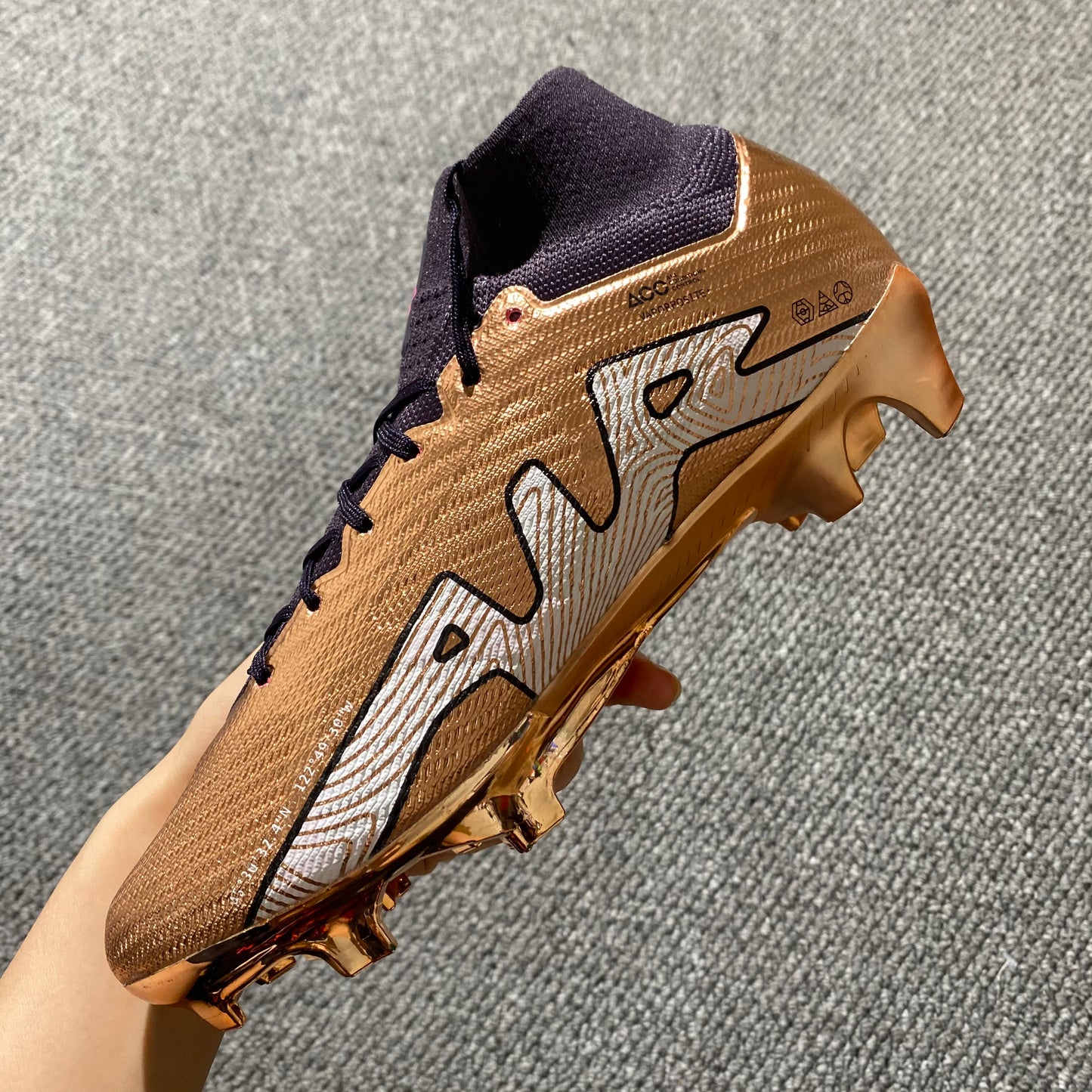 SUPERFLY 9