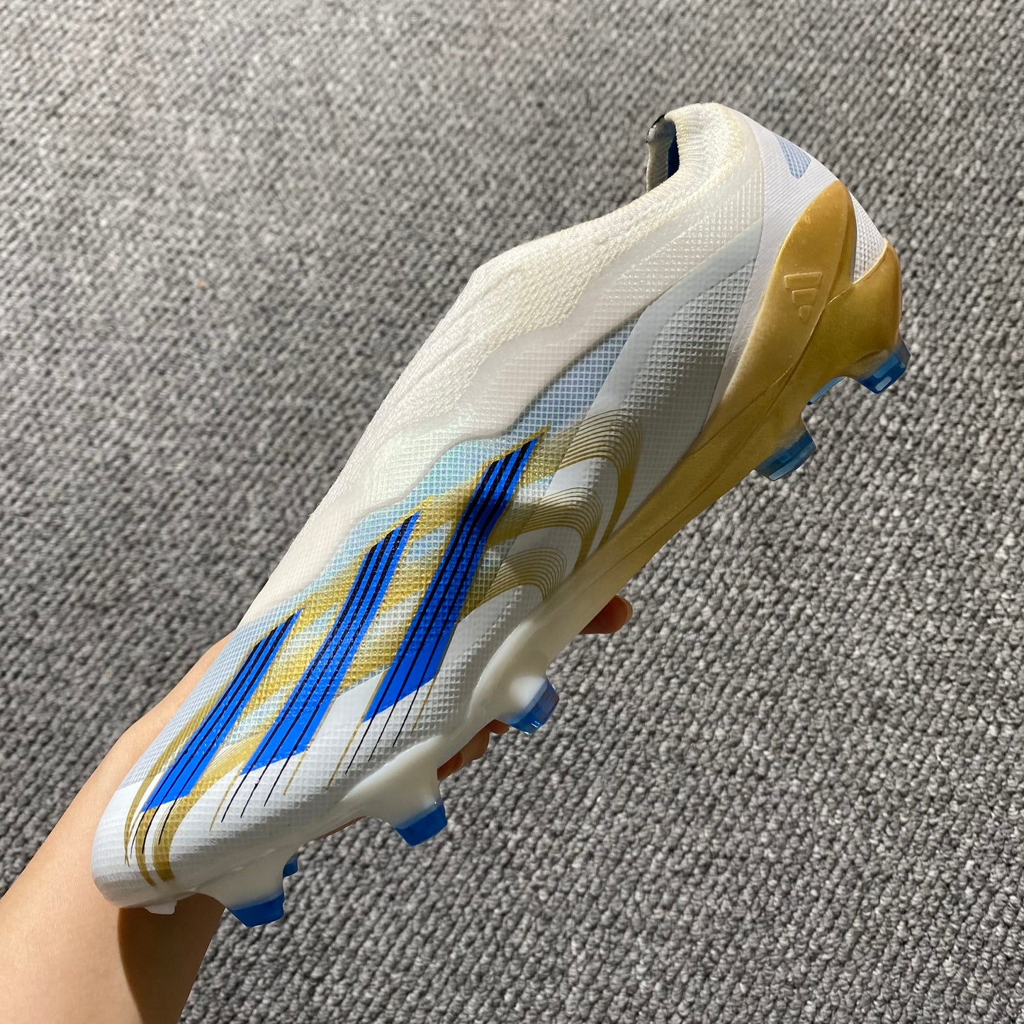 X CRAZYFAST LACELESS