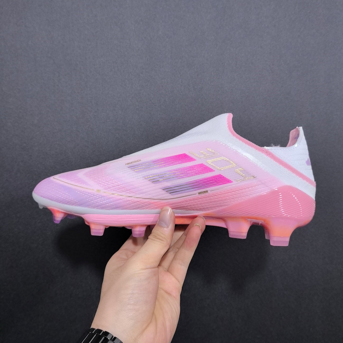 F50+ LACELESS