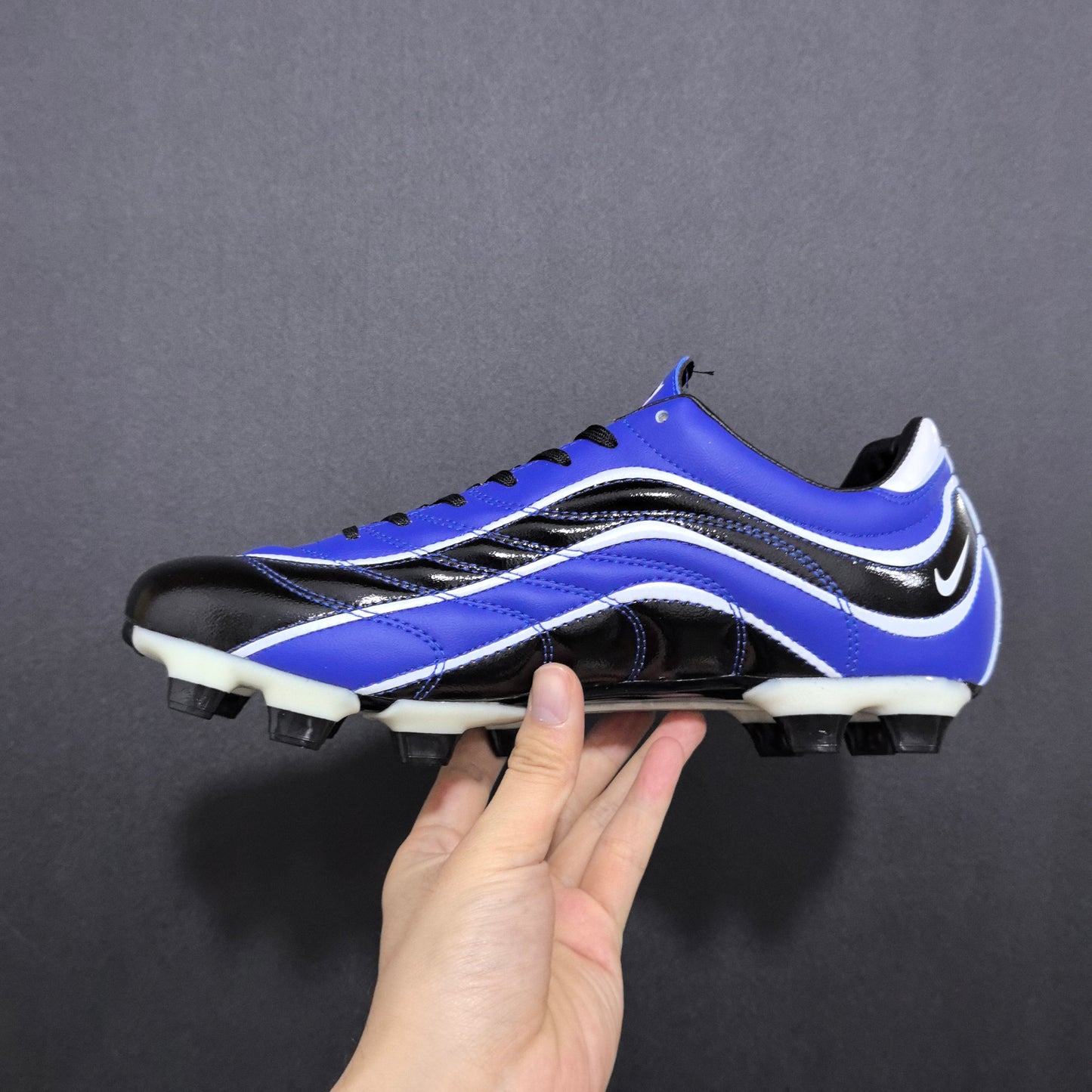 R9 MERCURIAL