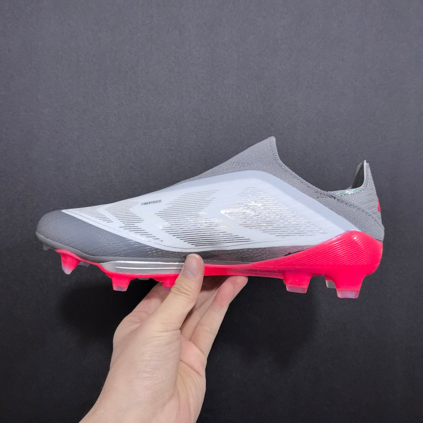 F50+ LACELESS