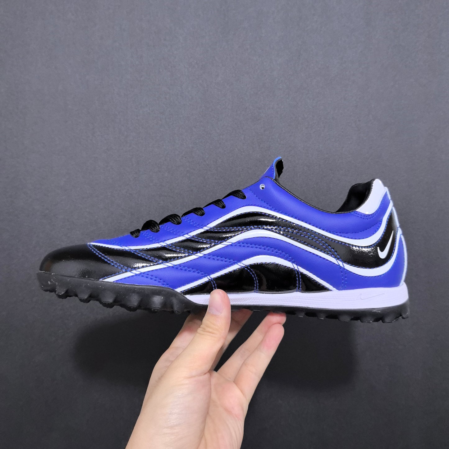 R9 MERCURIAL